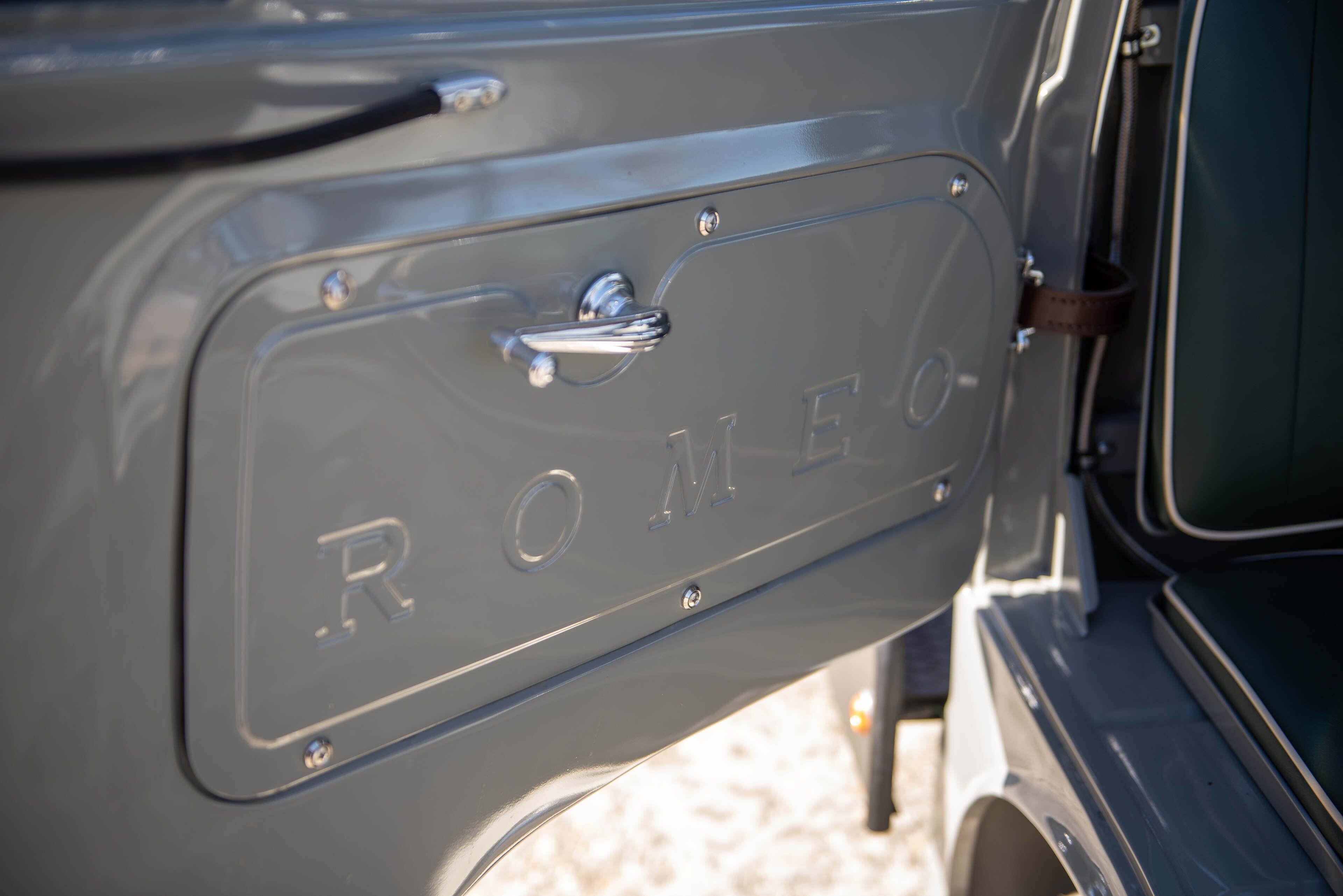 1960 Alfa Romeo Romeo 2 Transporter | Rock N Roll Classics