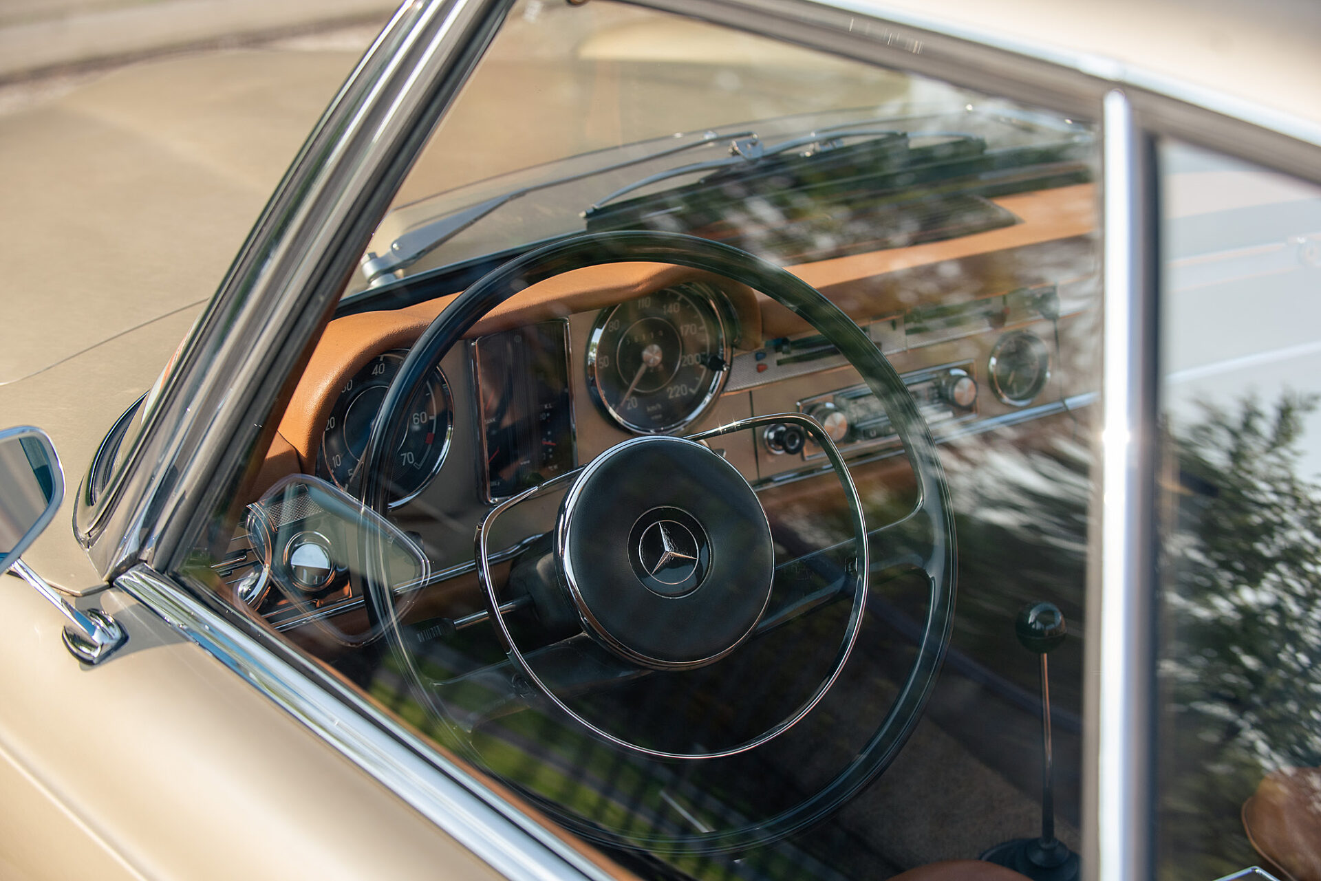 1967 Mercedes-Benz 250SL California