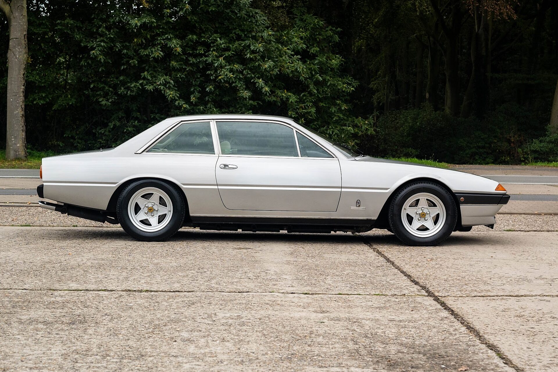 1981 Ferrari 400i