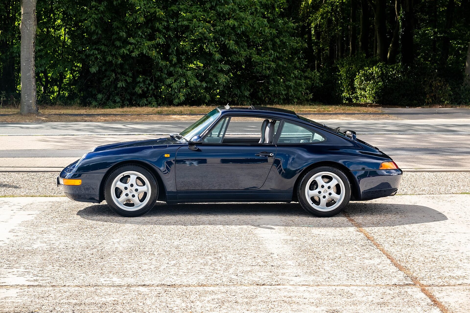 1995 Porsche 993 Carrera 2