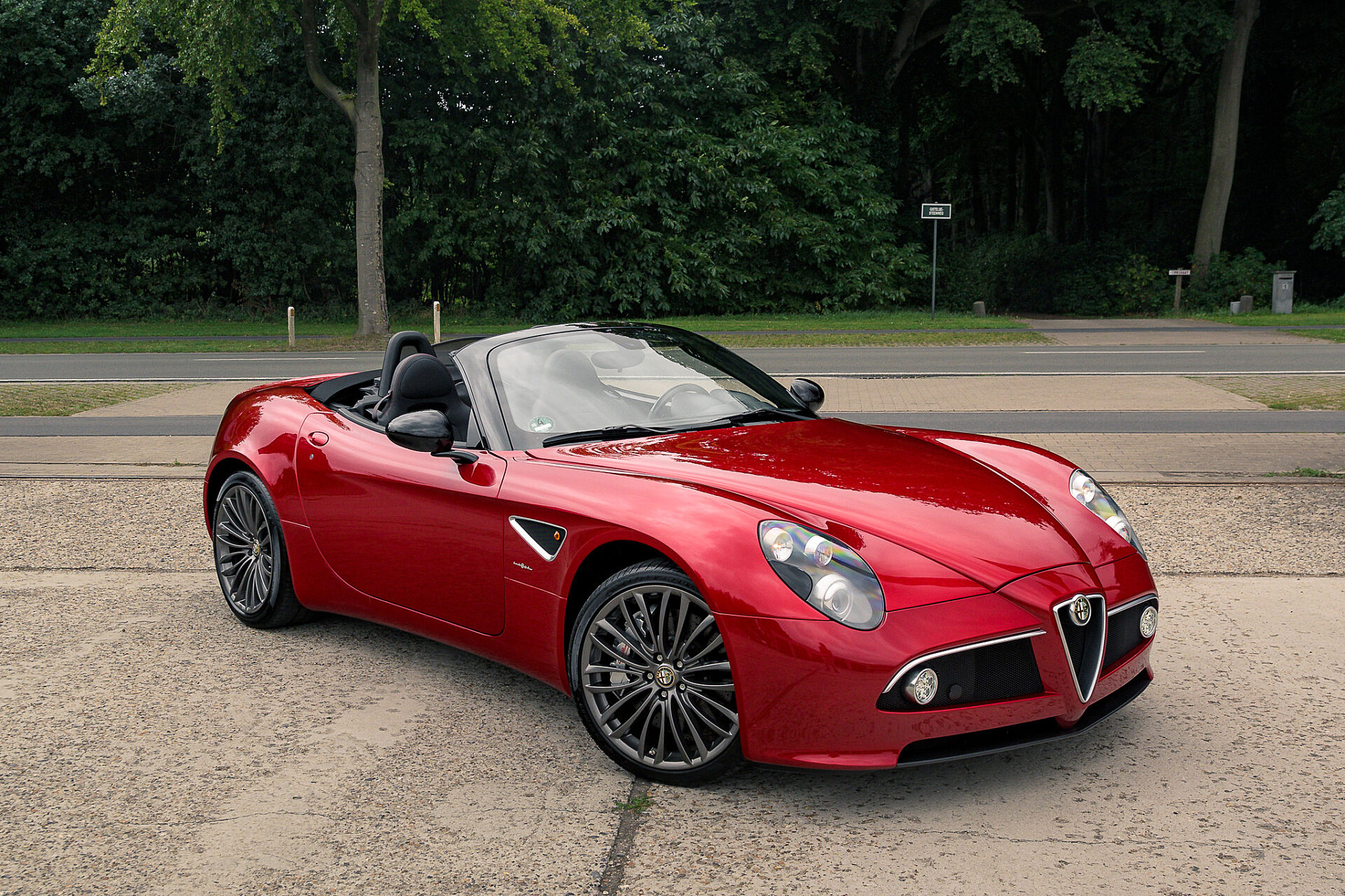 2010 Alfa Romeo 8C Spider