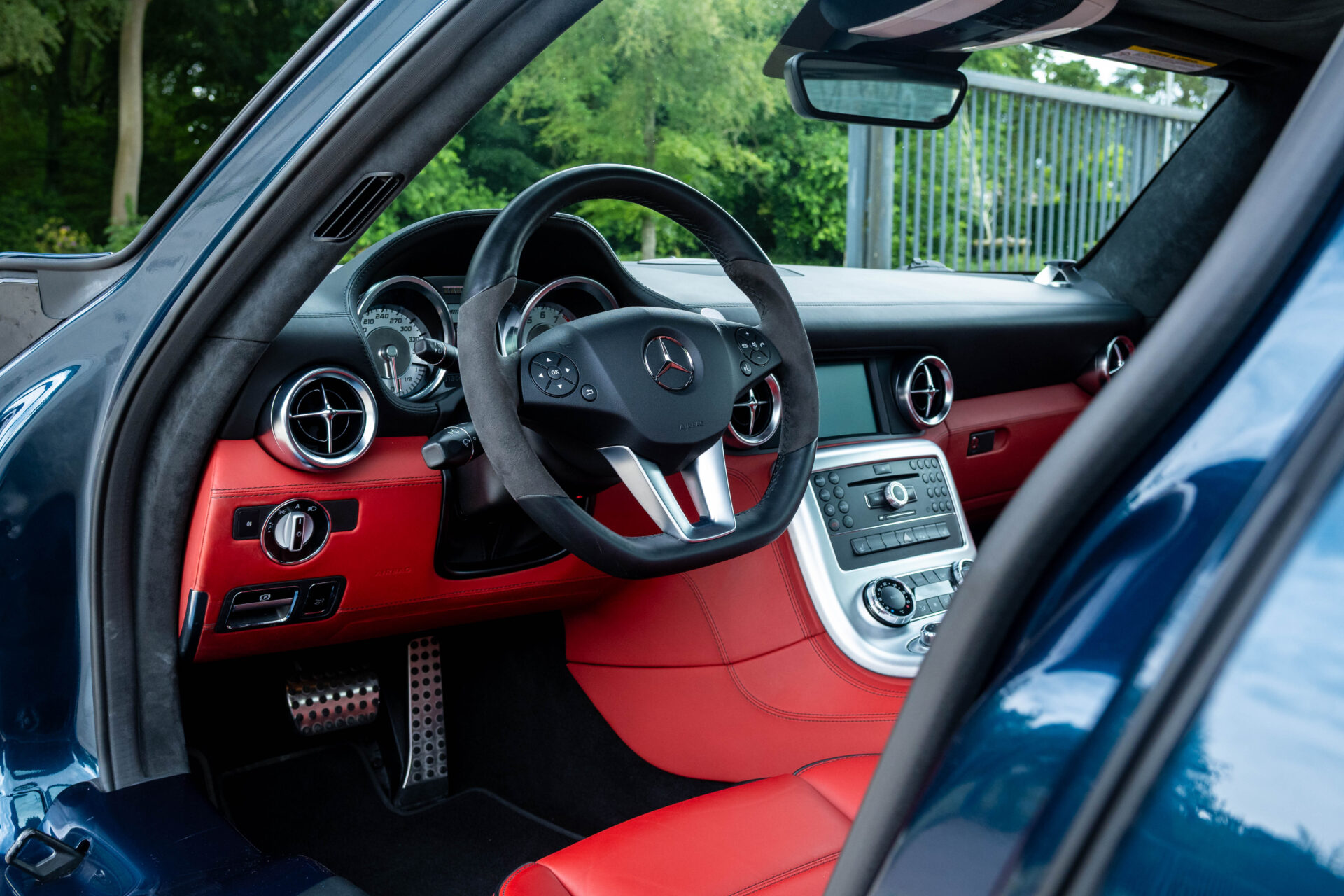 2010 Mercedes-Benz SLS AMG