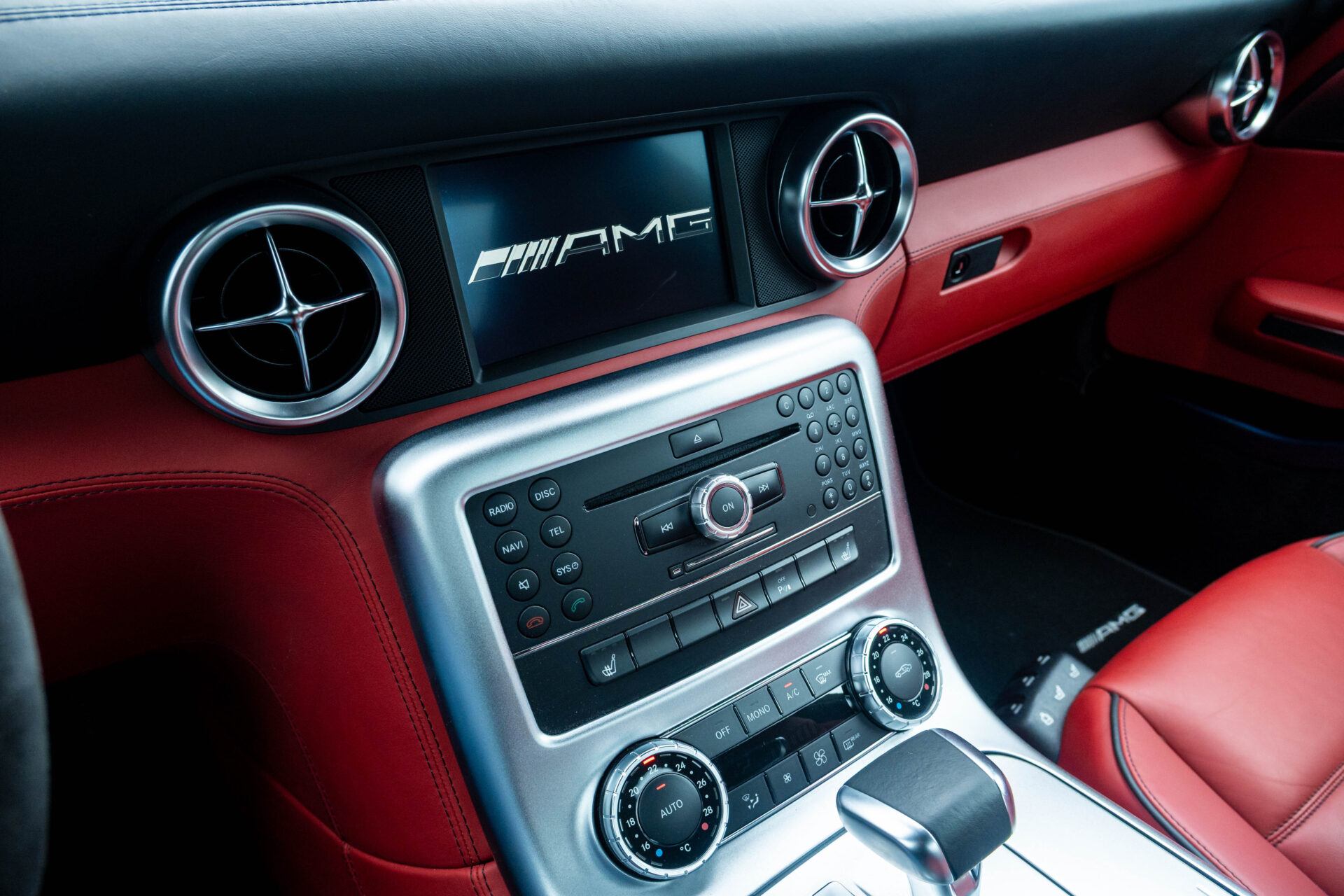2010 Mercedes-Benz SLS AMG