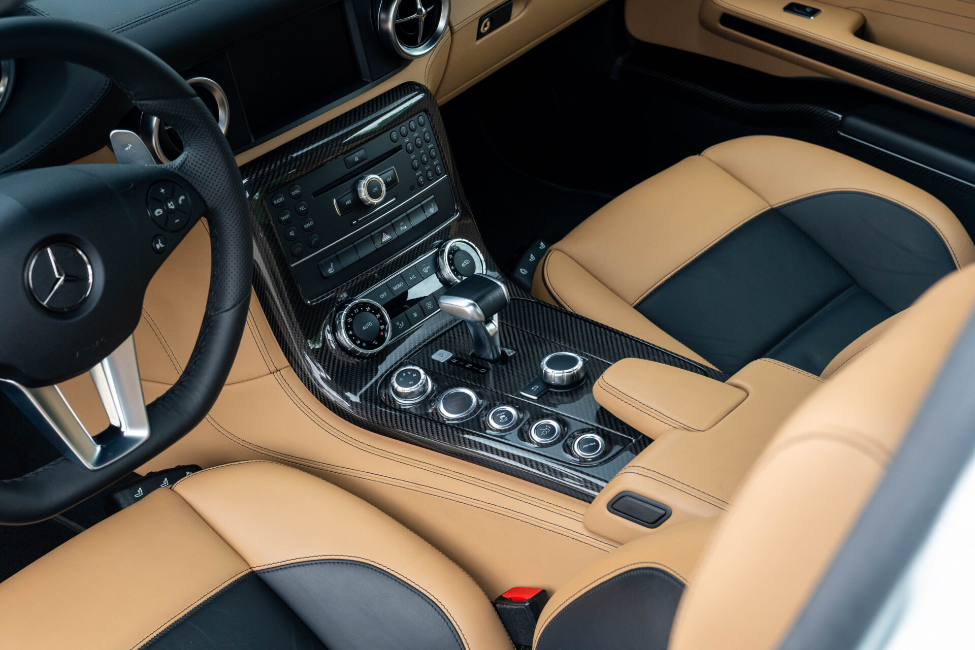 2010 Mercedes-Benz SLS AMG