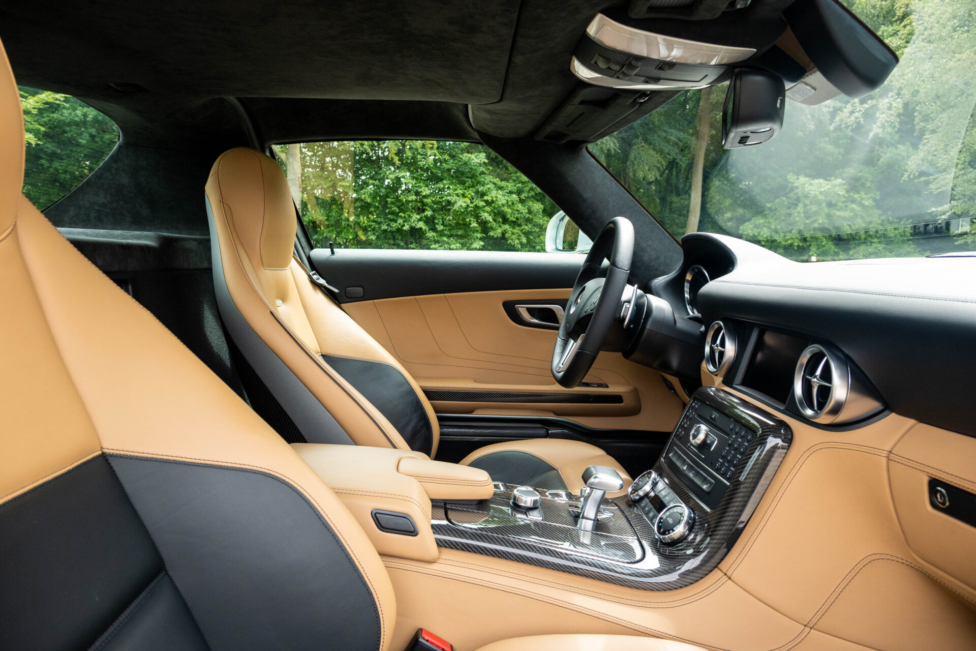 2010 Mercedes-Benz SLS AMG