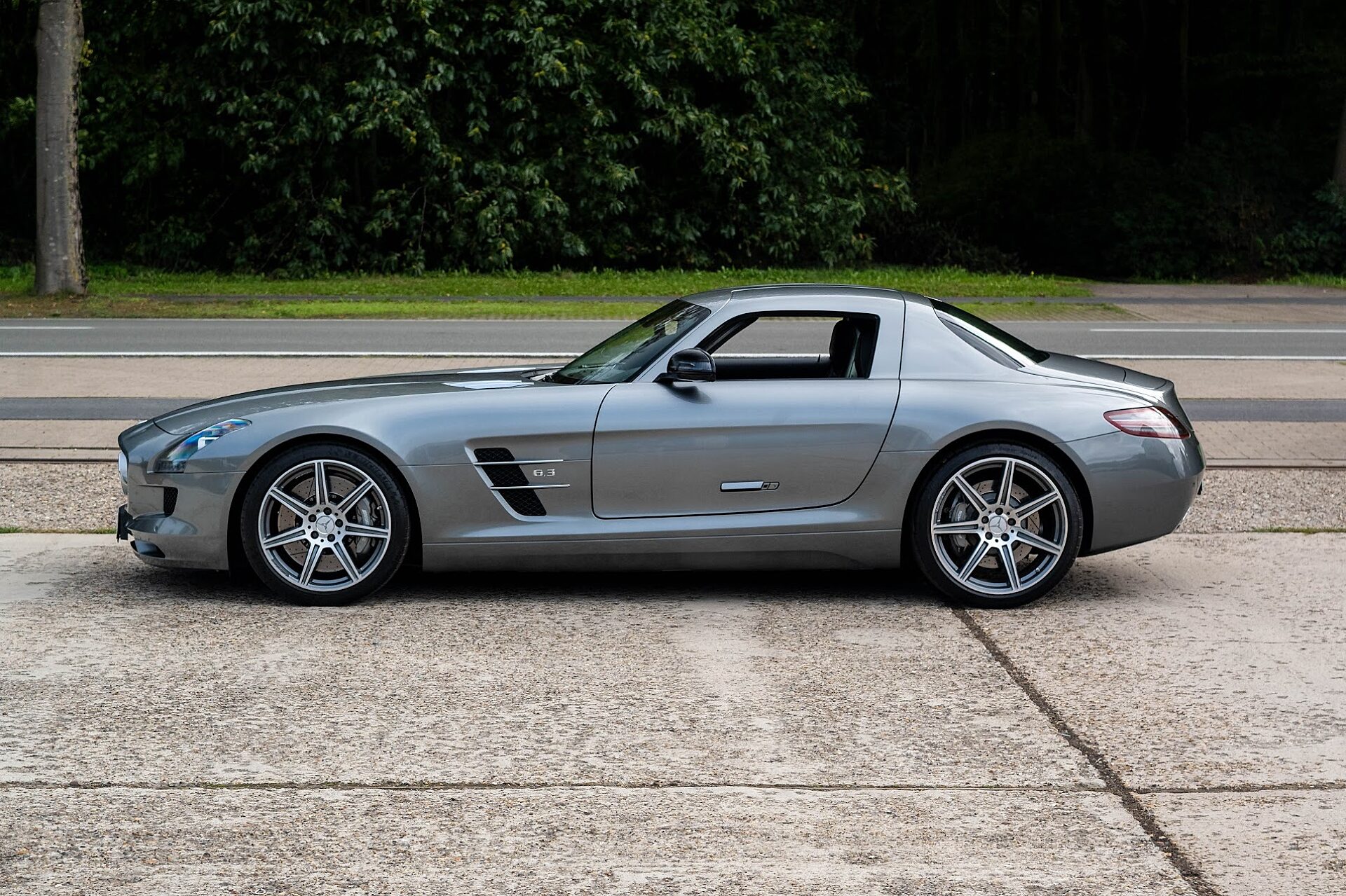 2011 Mercedes-Benz SLS AMG