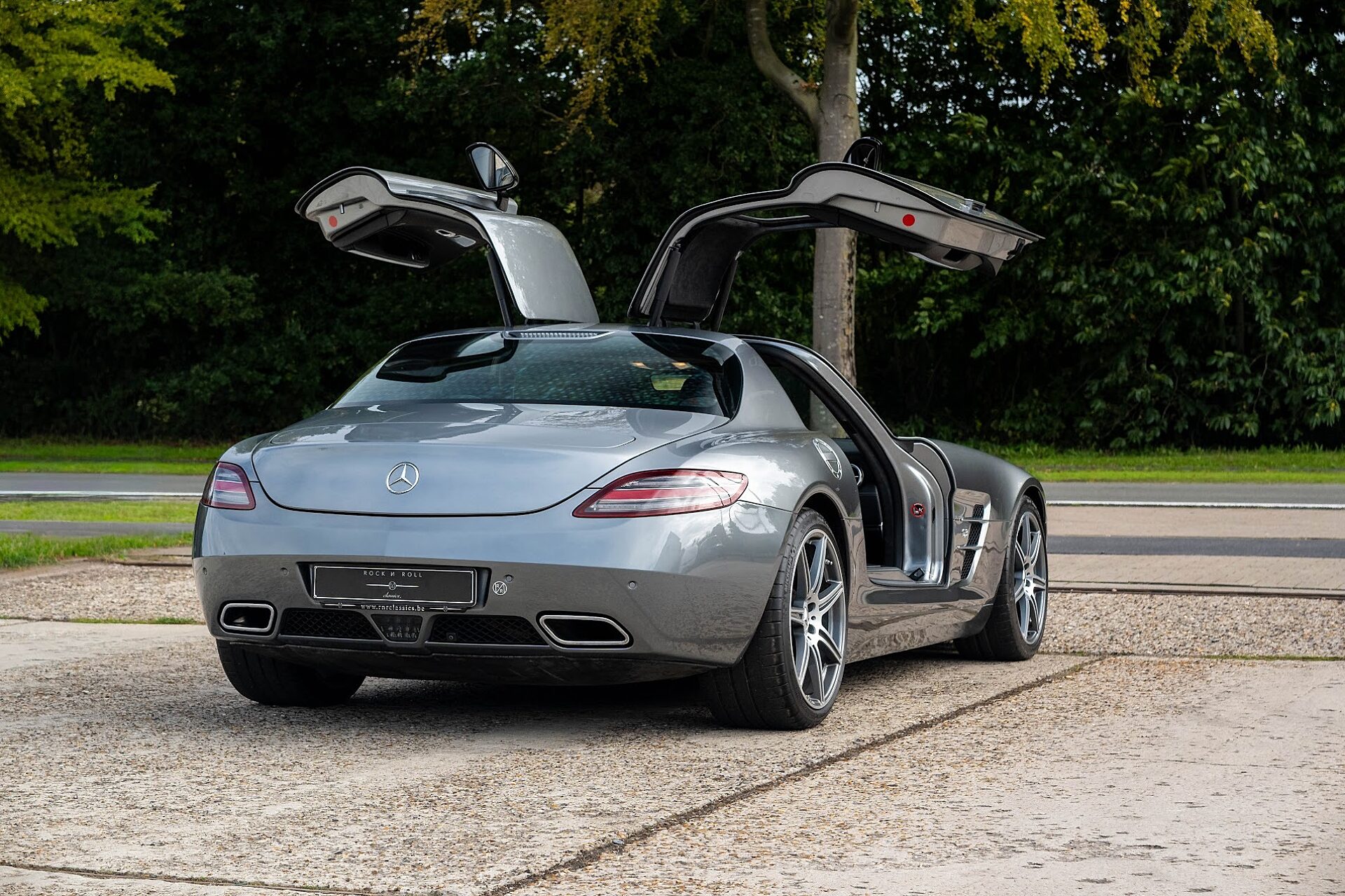 2011 Mercedes-Benz SLS AMG