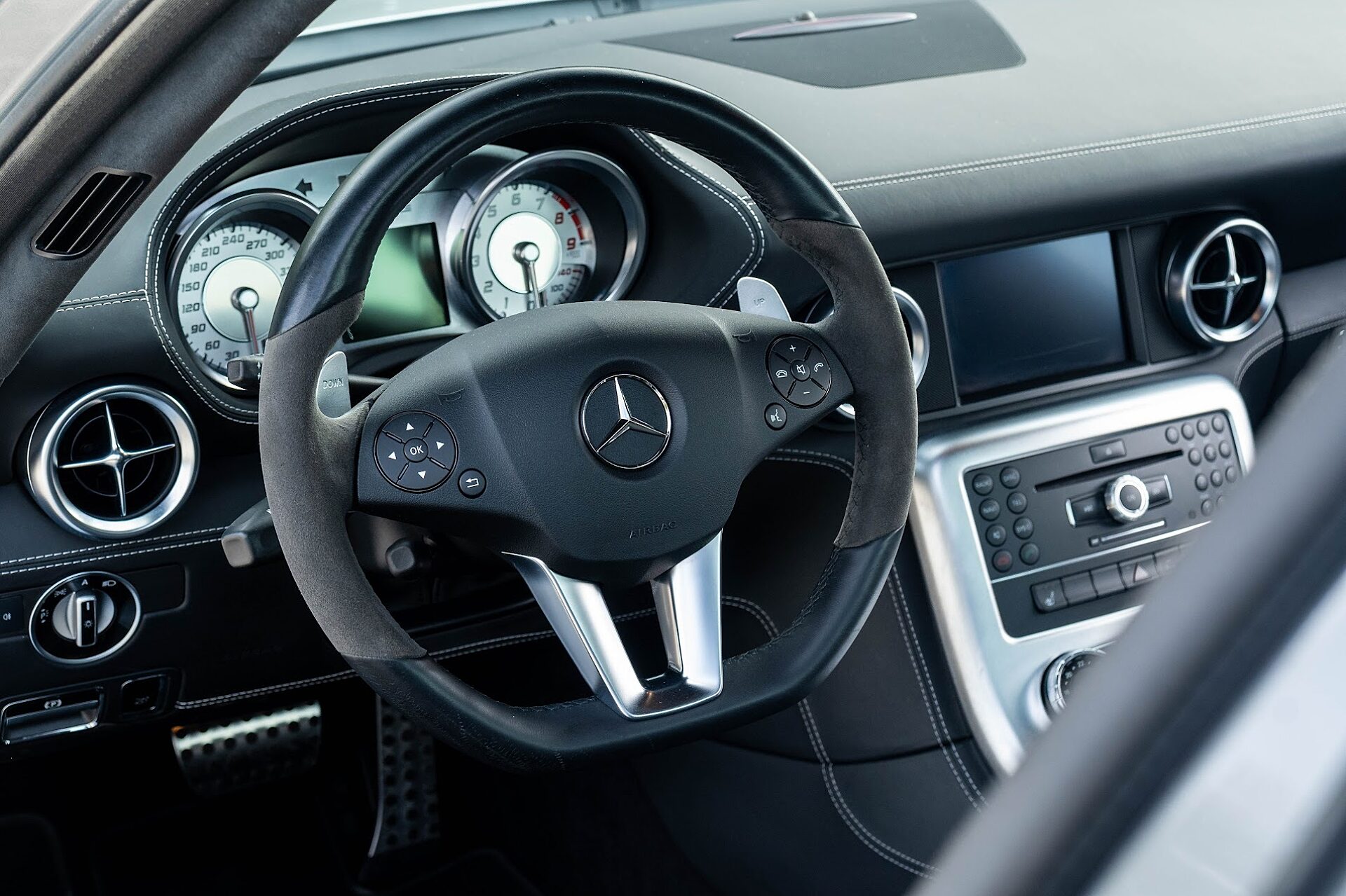2011 Mercedes-Benz SLS AMG