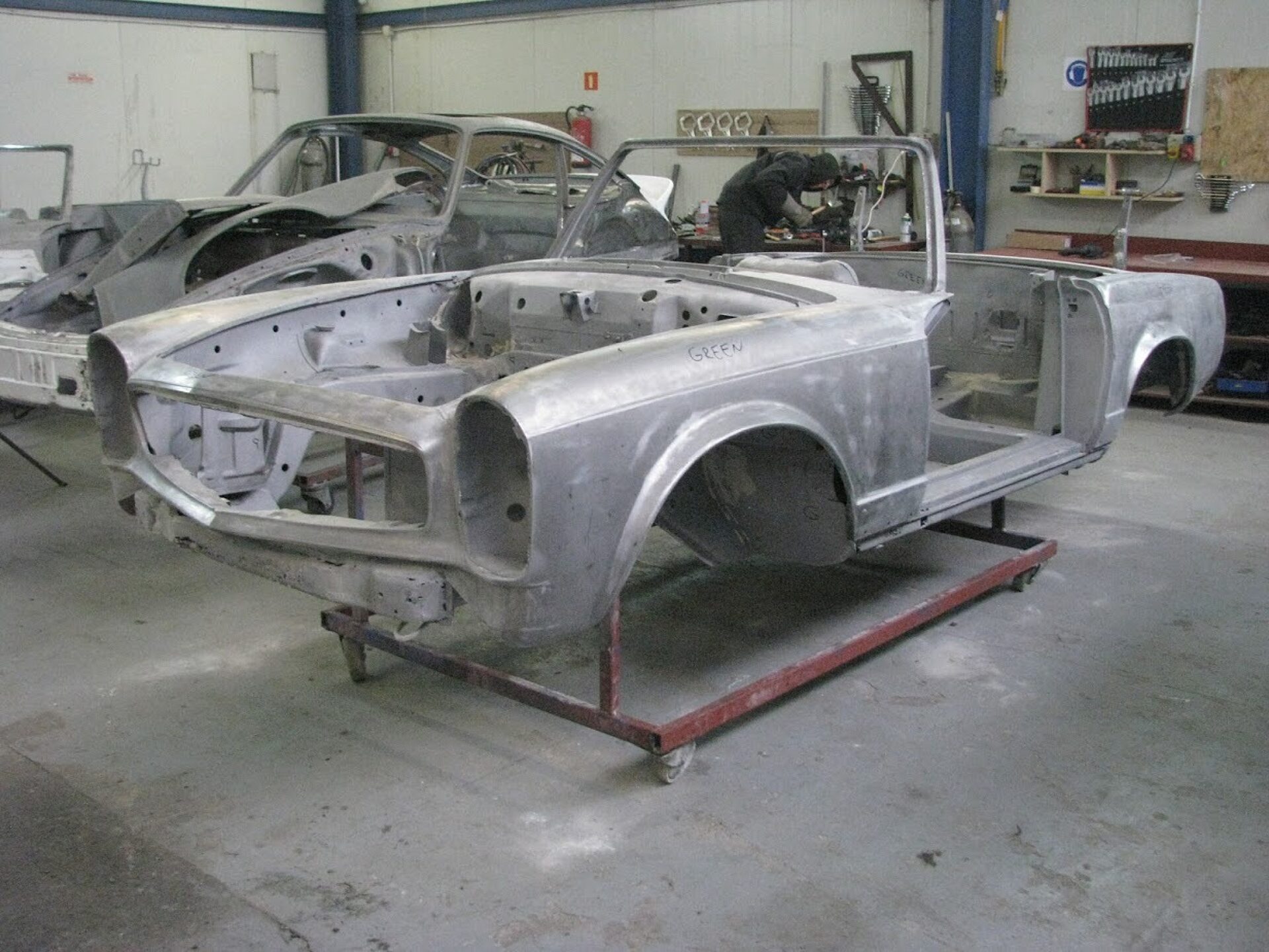 Mercedes-Benz 280 SL